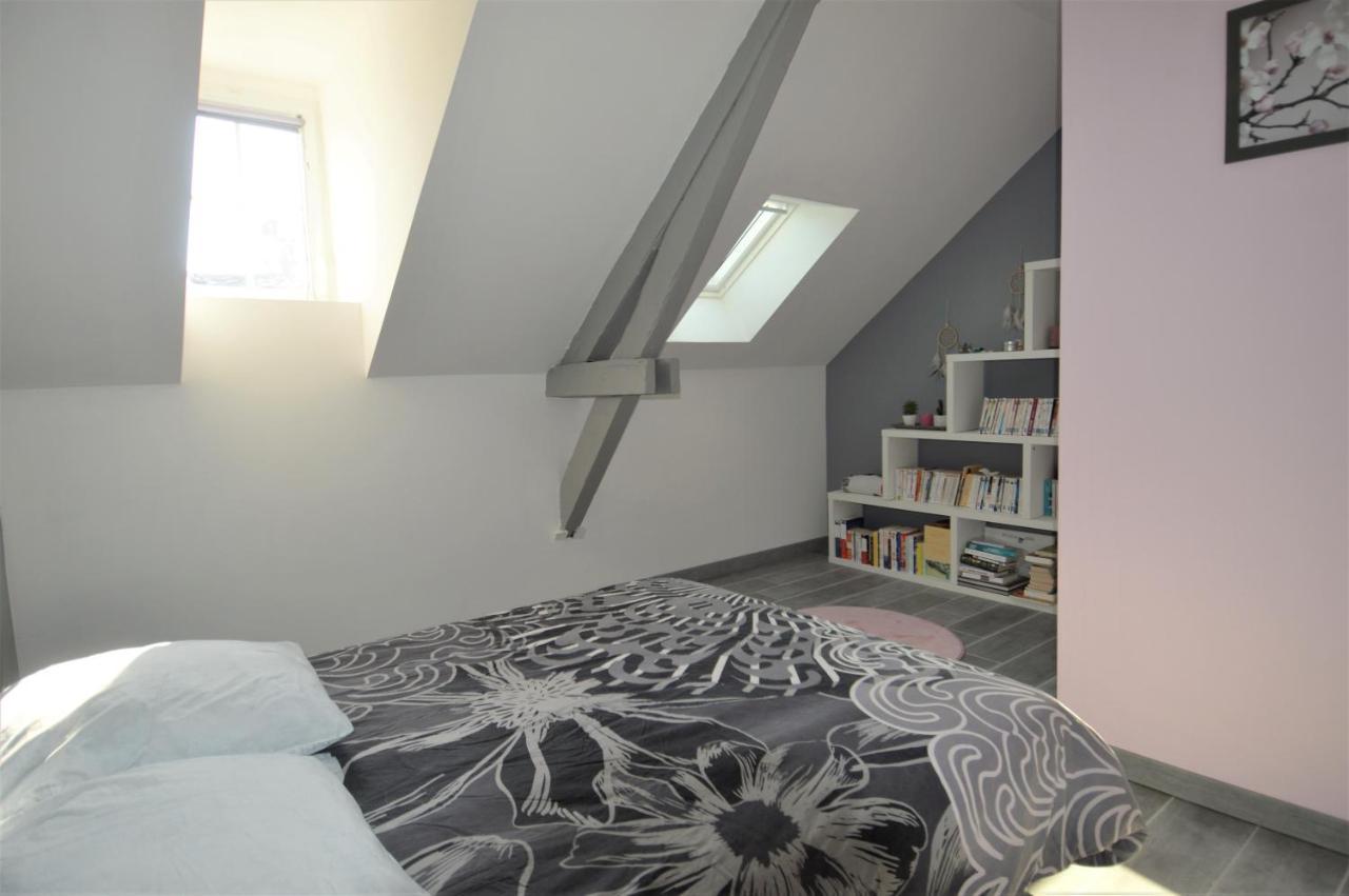 Appartement Moderne Avec Terrasse A 500M De La Mer Courseulles-sur-Mer Luaran gambar