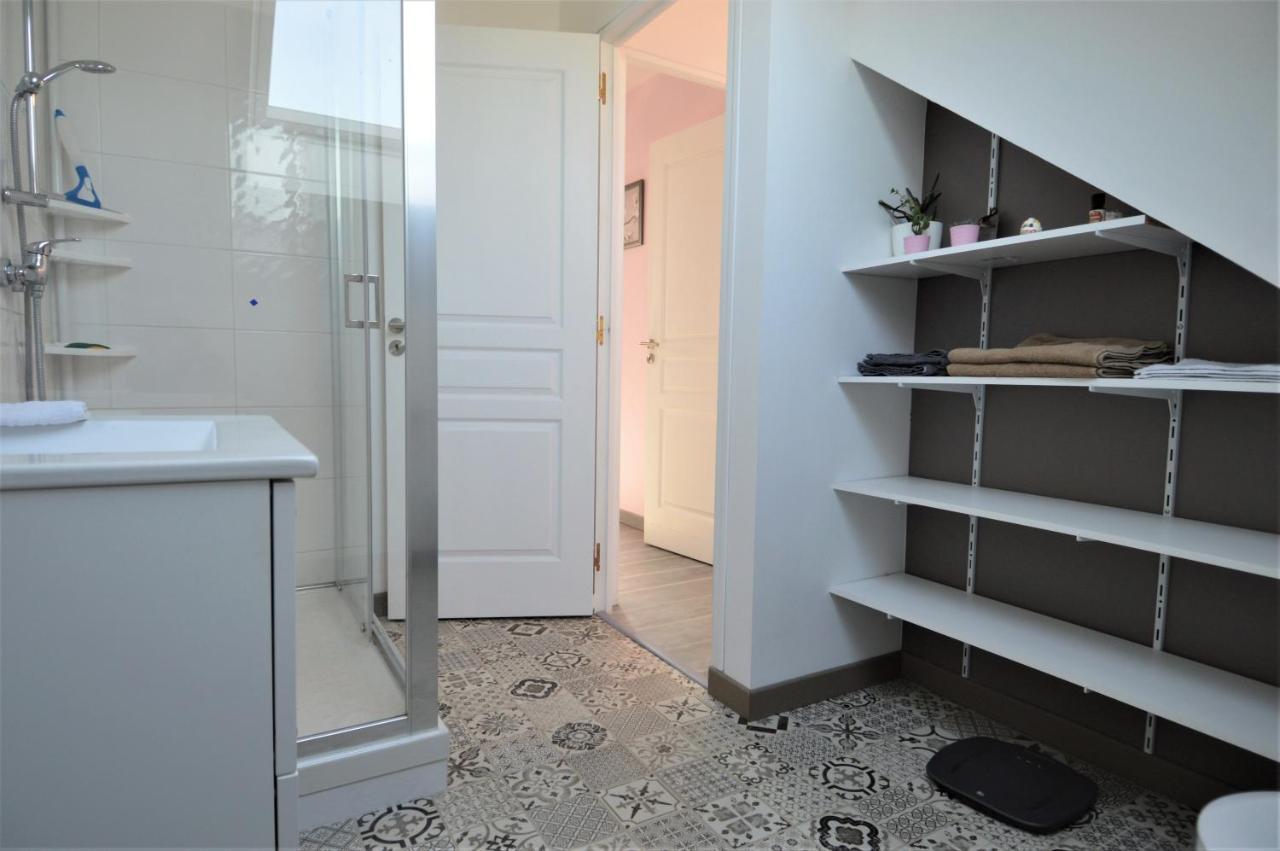 Appartement Moderne Avec Terrasse A 500M De La Mer Courseulles-sur-Mer Luaran gambar
