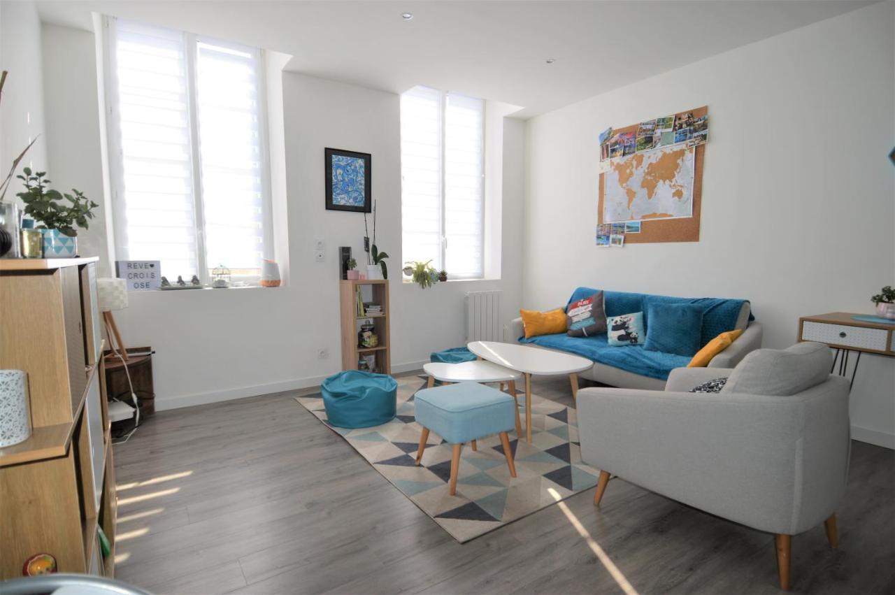 Appartement Moderne Avec Terrasse A 500M De La Mer Courseulles-sur-Mer Luaran gambar