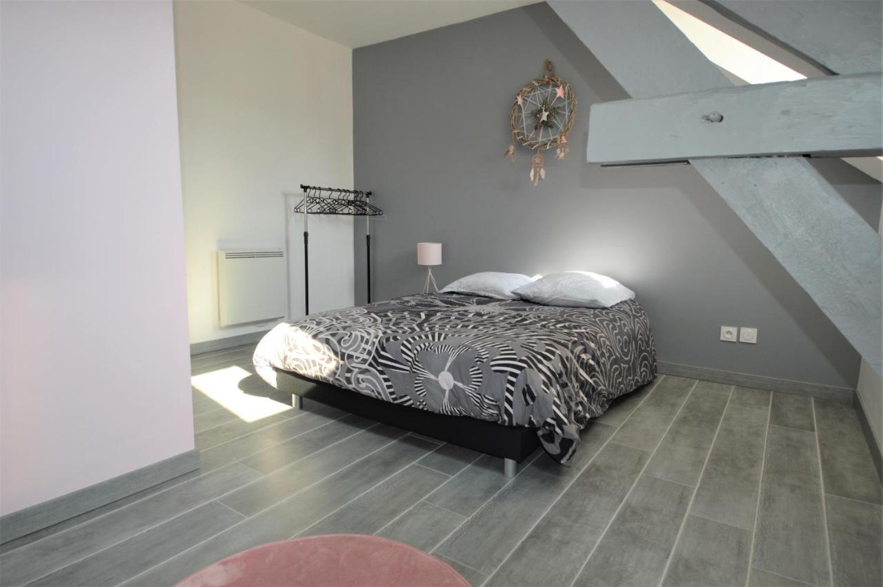 Appartement Moderne Avec Terrasse A 500M De La Mer Courseulles-sur-Mer Luaran gambar